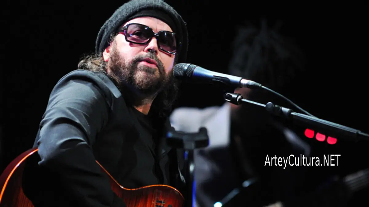 Article cover: Carlos Varela: Song, City and Cuba's New Trova